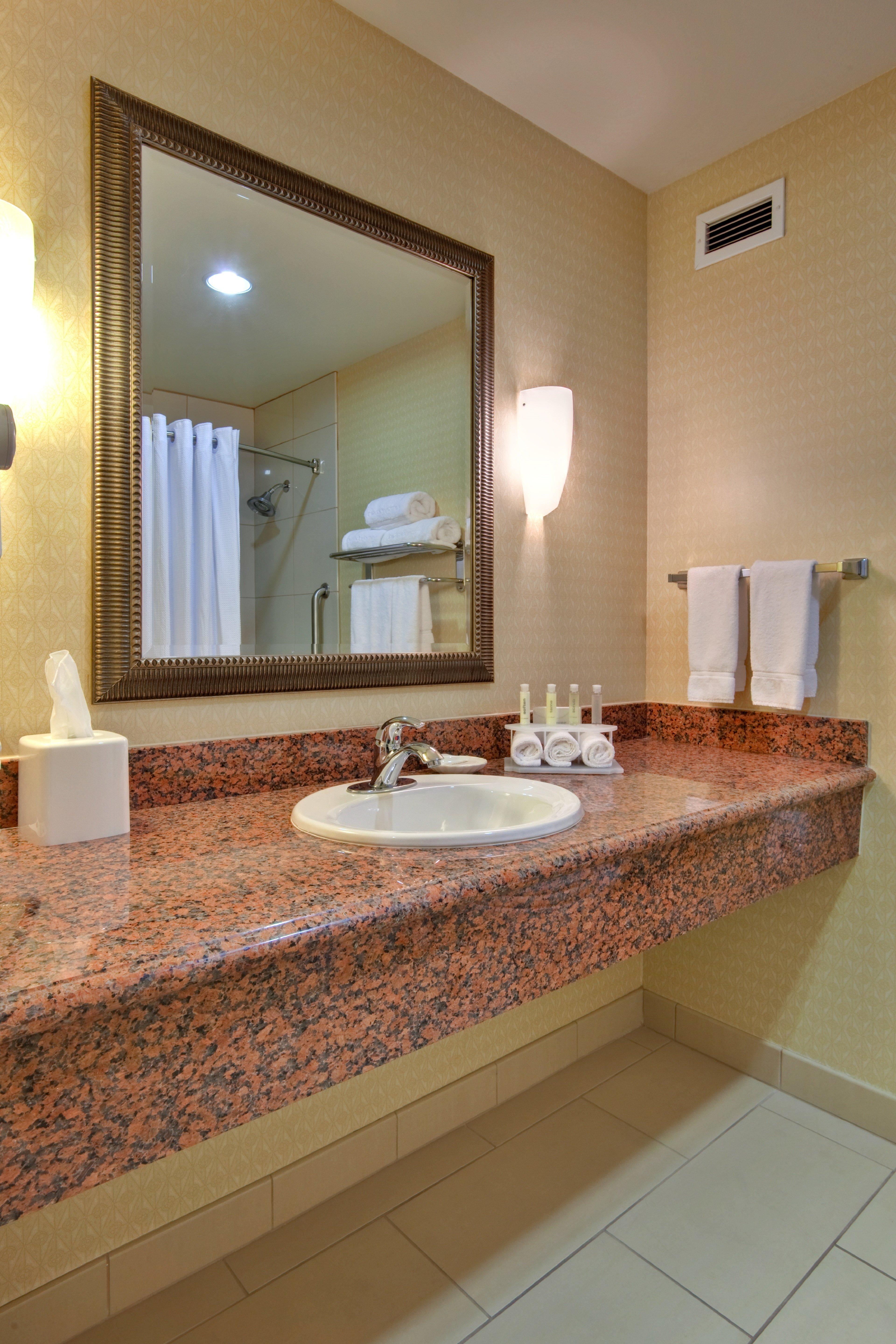 Holiday Inn Express & Suites Beaumont - Oak Valley By Ihg Екстериор снимка