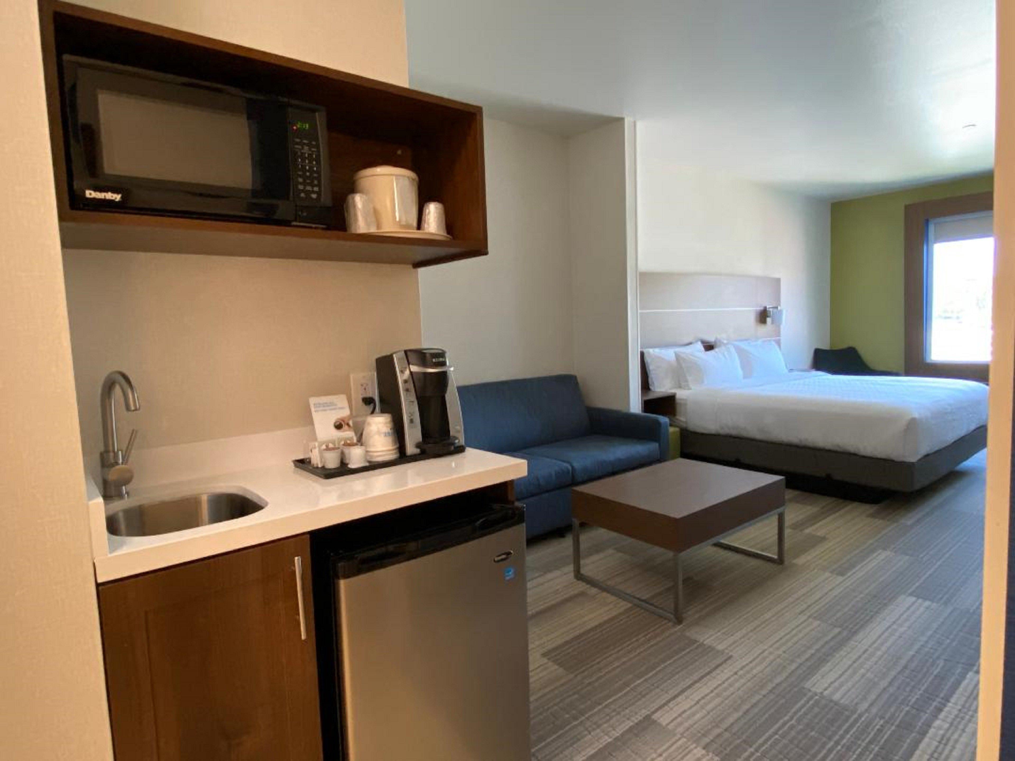 Holiday Inn Express & Suites Beaumont - Oak Valley By Ihg Екстериор снимка